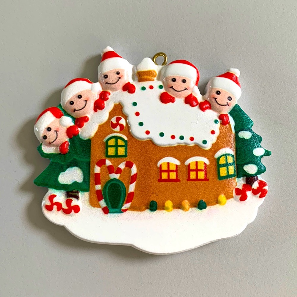 NWOT | Christmas Ornament Family of 5 Members